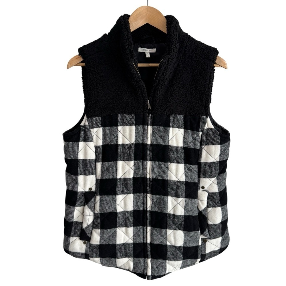 Maurices Fuzzy Fleece Buffalo Plaid Vest Womens L Black White Check Full Zip EUC